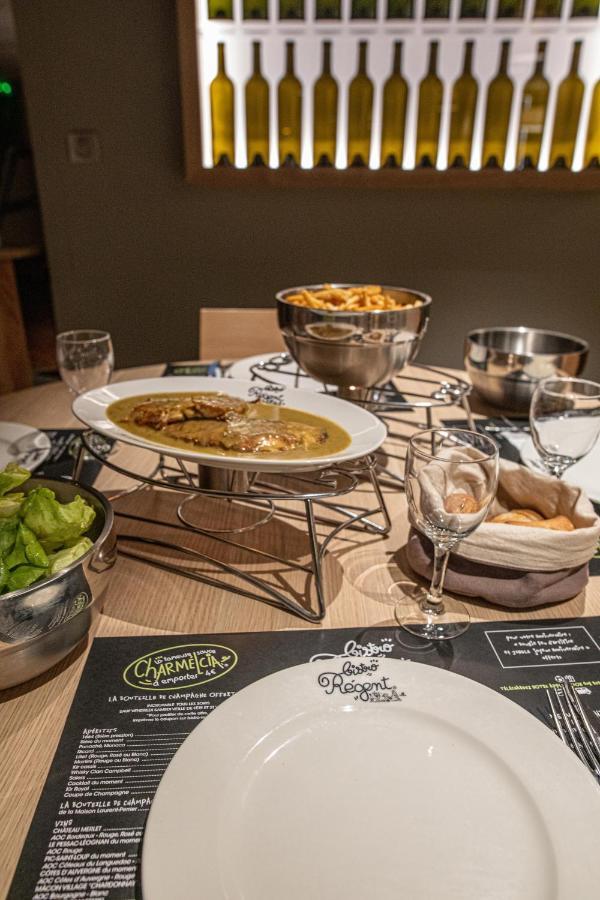 Отель Ibis Styles Clermont-Ferrand Aeroport Экстерьер фото
