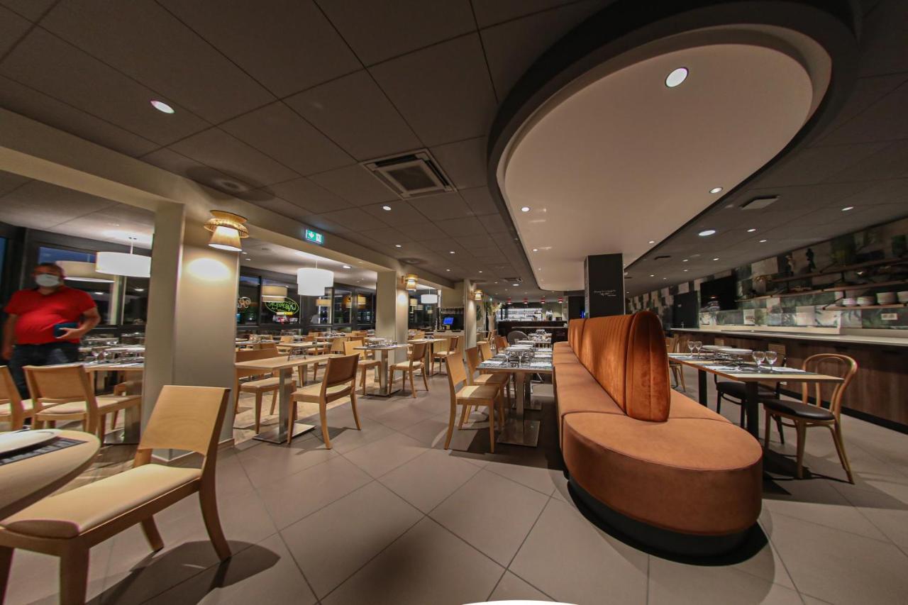 Отель Ibis Styles Clermont-Ferrand Aeroport Экстерьер фото