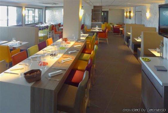 Отель Ibis Styles Clermont-Ferrand Aeroport Ресторан фото